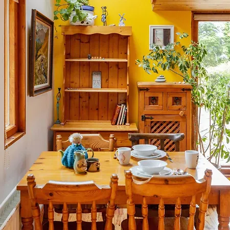 Semesterbostad Serene Bantry Bay Retreat *