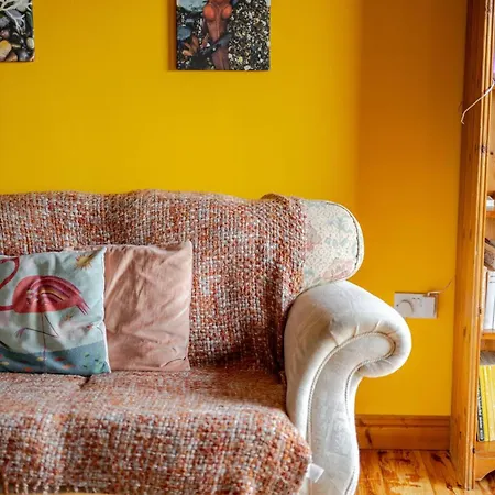 Serene Bantry Bay Retreat *