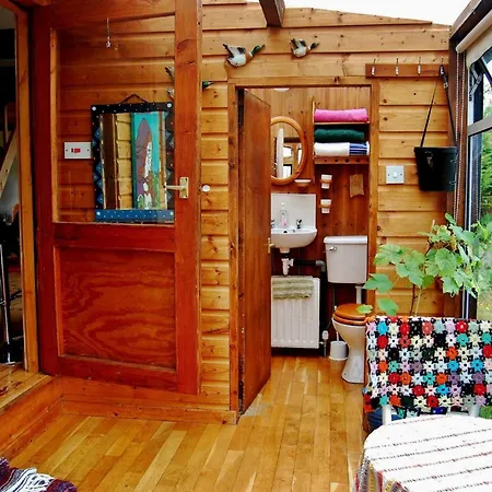 Serene Bay Retreat Bantry