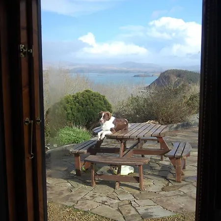 Serene Bantry Bay Retreat Semesterbostad *